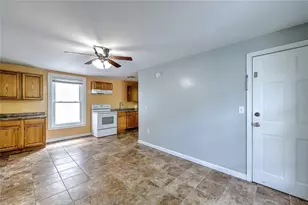 45 Arch St, Providence, RI 02907 - Photo 12