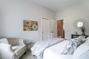 01 Venus Dr, Warwick, RI 02818 - Photo 16