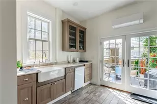 4 Red Cross Ave, Newport, RI 02840 - Photo 6