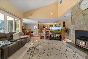 27 Alpine Estates Dr, Cranston, RI 02921 - Photo 4