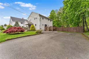 65 Redland Ave, East Providence, RI 02916 - Photo 32