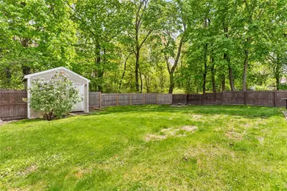 65 Redland Avenue, East Providence, RI 02916 - Photo 28