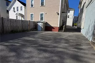 26 Greeley St, Providence, RI 02904 - Photo 4