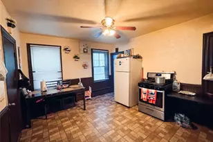45 Ayrault St, Providence, RI 02908 - Photo 16
