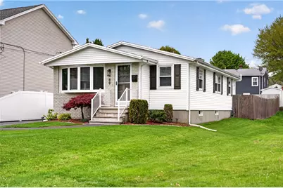 89 Royal Avenue, Cranston, RI 02920 - Photo 2