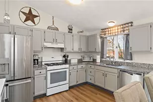 84 Crestwood Dr, West Warwick, RI 02893 - Photo 8