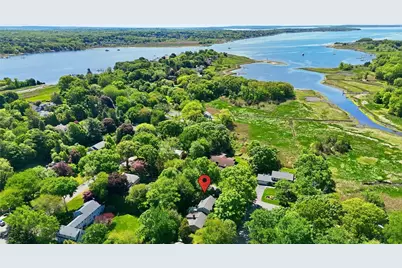 24 Wildflower Road, Barrington, RI 02806 - Photo 4