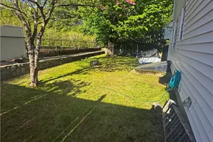 4 Dunbar St, Providence, RI 02909 - Photo 8