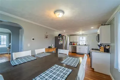 300 Vine Street, Pawtucket, RI 02861 - Photo 8