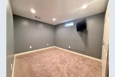 131 Glen Meadows Drive, Pawtucket, RI 02861 - Photo 22