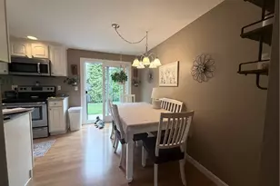 131 Glen Meadows Dr, Pawtucket, RI 02861 - Photo 6