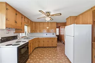 250 Spring Lake Rd, Burrillville, RI 02826 - Photo 16