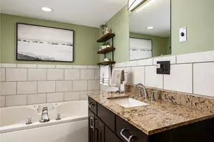 111 Slater Park Ave, Pawtucket, RI 02861 - Photo 22