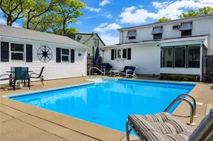 111 Slater Park Ave, Pawtucket, RI 02861 - Photo 38