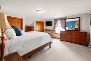 111 Slater Park Ave, Pawtucket, RI 02861 - Photo 18