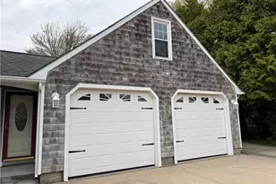 6 Lakewood Dr, Narragansett, RI 02882 - Photo 8