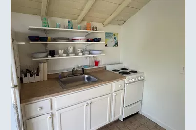 64 Burnside Avenue, Narragansett, RI 02882 - Photo 8