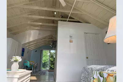64 Burnside Avenue, Narragansett, RI 02882 - Photo 8