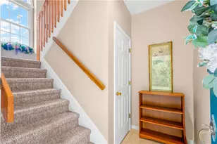 59 Scenic Dr, West Warwick, RI 02893 - Photo 4