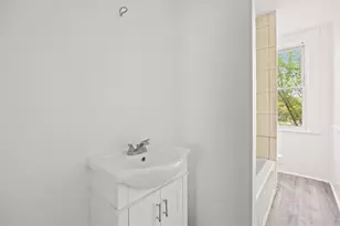 310 Orms St, Providence, RI 02908 - Photo 14