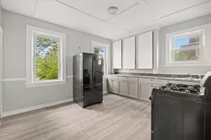 310 Orms St, Providence, RI 02908 - Photo 18