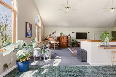 81 Seapowet Avenue, Tiverton, RI 02878 - Photo 38