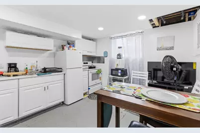 165 Briggs Street, Providence, RI 02905 - Photo 24