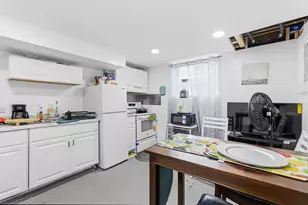 165 Briggs St, Providence, RI 02905 - Photo 24