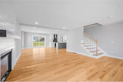 188 St. Louis Avenue, Woonsocket, RI 02895 - Photo 4