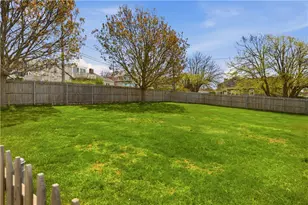 2 Stimpson St, Middletown, RI 02842 - Photo 26