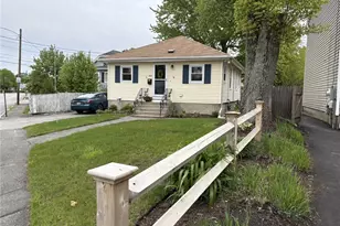 353 Massasoit Ave, East Providence, RI 02914 - Photo 2