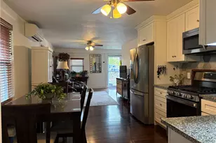 353 Massasoit Ave, East Providence, RI 02914 - Photo 14