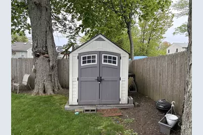 353 Massasoit Avenue, East Providence, RI 02914 - Photo 6