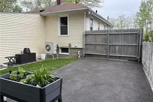 353 Massasoit Ave, East Providence, RI 02914 - Photo 6