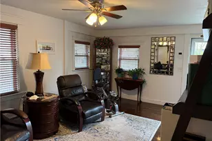 353 Massasoit Ave, East Providence, RI 02914 - Photo 12