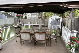 353 Massasoit Ave, East Providence, RI 02914 - Photo 4