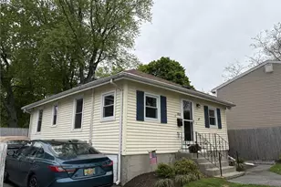 353 Massasoit Ave, East Providence, RI 02914 - Photo 2