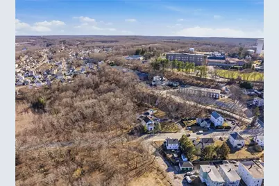 413 Manville Road, Woonsocket, RI 02895 - Photo 28