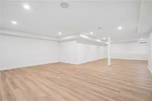 16 Lookout Ln, Portsmouth, RI 02871 - Photo 42