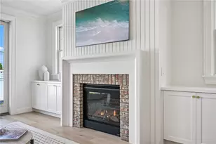 16 Lookout Ln, Portsmouth, RI 02871 - Photo 6