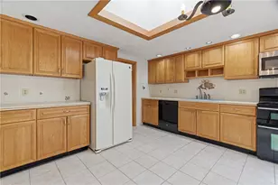6 Bruce Dr, North Smithfield, RI 02896 - Photo 4