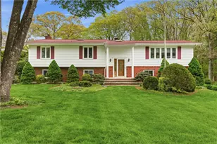 6 Bruce Dr, North Smithfield, RI 02896 - Photo 1