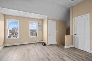 471 Smithfield Ave, Pawtucket, RI 02860 - Photo 26