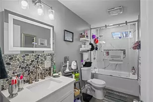 471 Smithfield Ave, Pawtucket, RI 02860 - Photo 16
