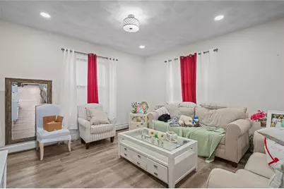 471 Smithfield Avenue, Pawtucket, RI 02860 - Photo 18