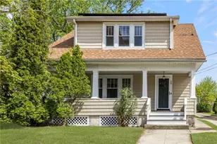 26 Welfare Ave, Cranston, RI 02910 - Photo 2