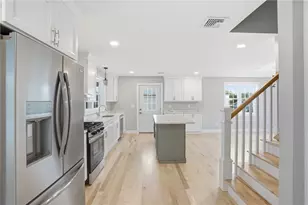 60 Bloor St, Warwick, RI 02889 - Photo 12