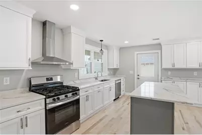 60 Bloor Street, Warwick, RI 02889 - Photo 10
