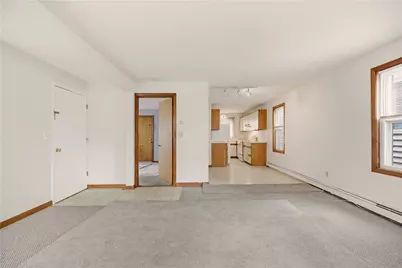 2 Narragansett Avenue #2, Newport, RI 02840 - Photo 4