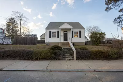 30 Messina Street, Providence, RI 02908 - Photo 2